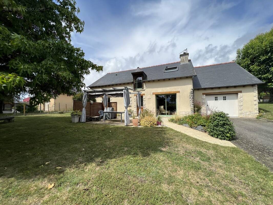 Maison à CHATEAUGIRON