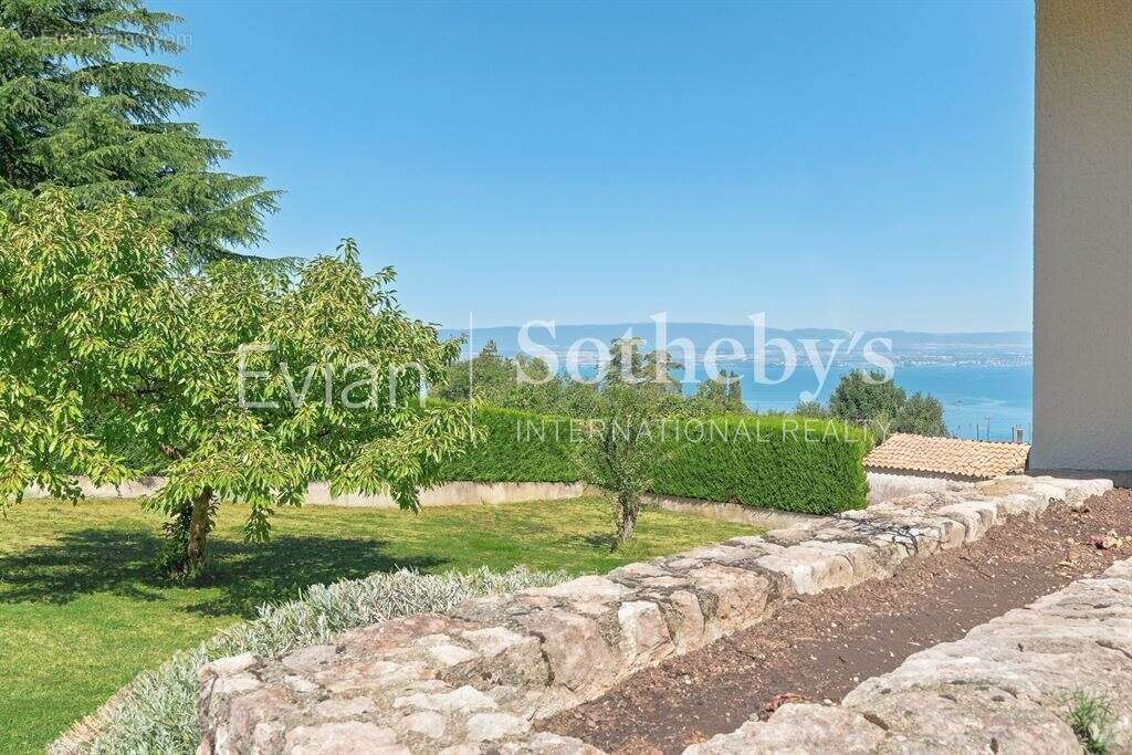 Evian maison avec vue lac - photo 2