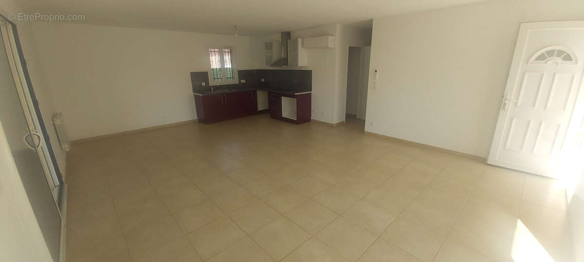 Maison à L&#039;ESCALE