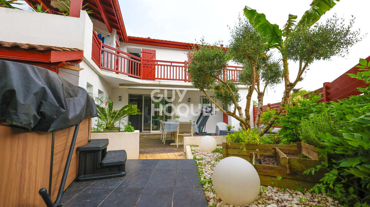 Maison à CAMBO-LES-BAINS