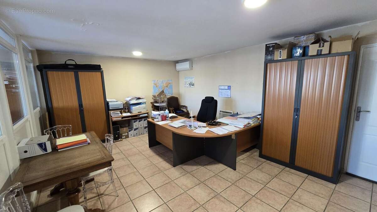 Locaux/Biens immobiliers - photo 4