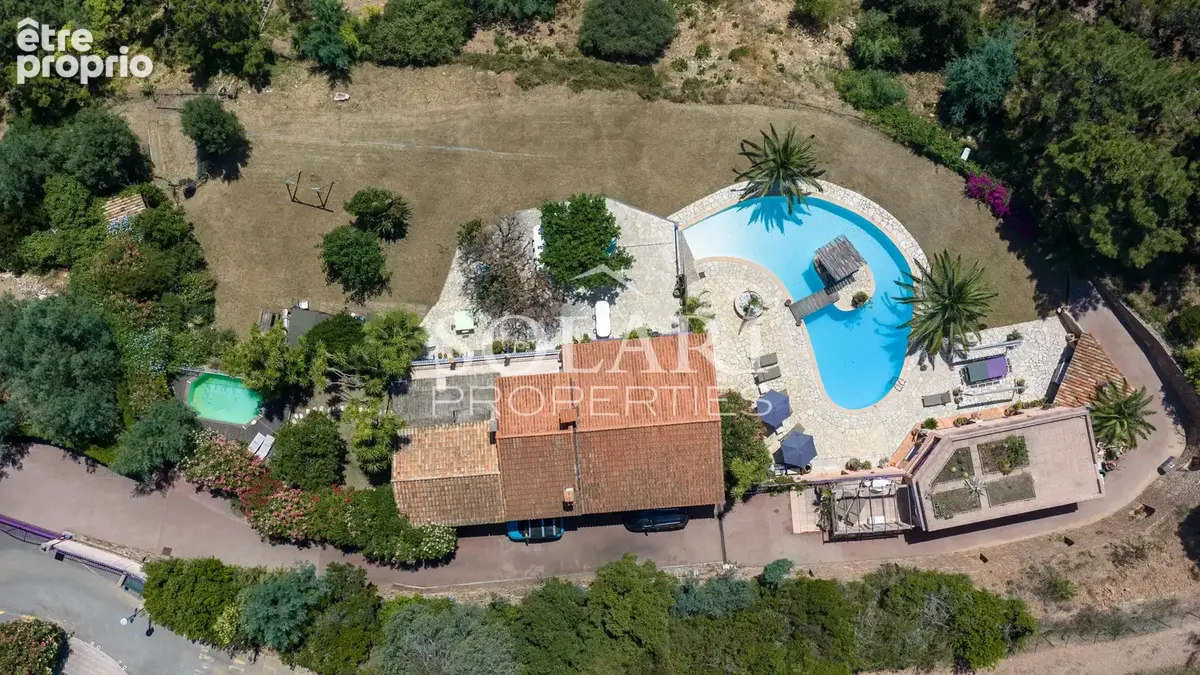 Propriété avec vue mer panoramique et piscine - photo 2