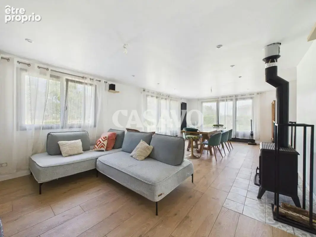 Vente Maison 7 pièces de 205m² - 38121 Reventin-Vaugris - photo 11