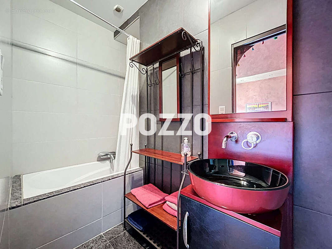 Maison à BREVILLE-SUR-MER