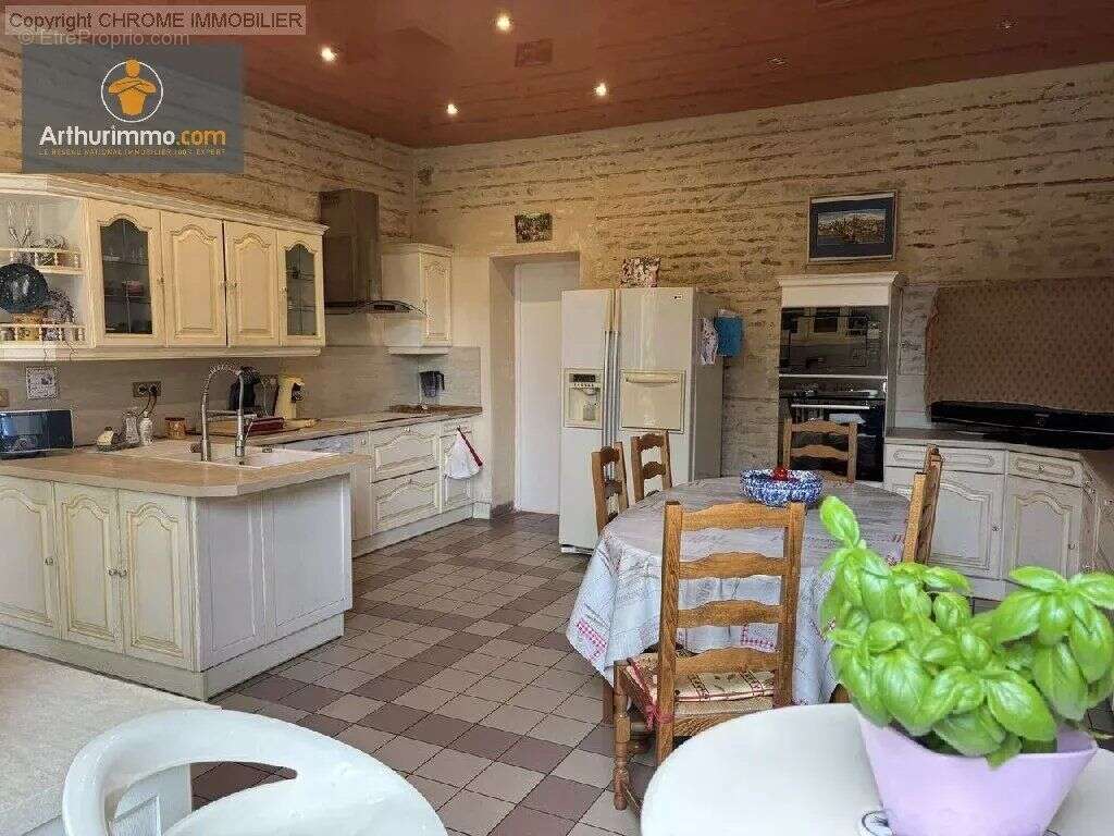 Maison à CASTELJALOUX
