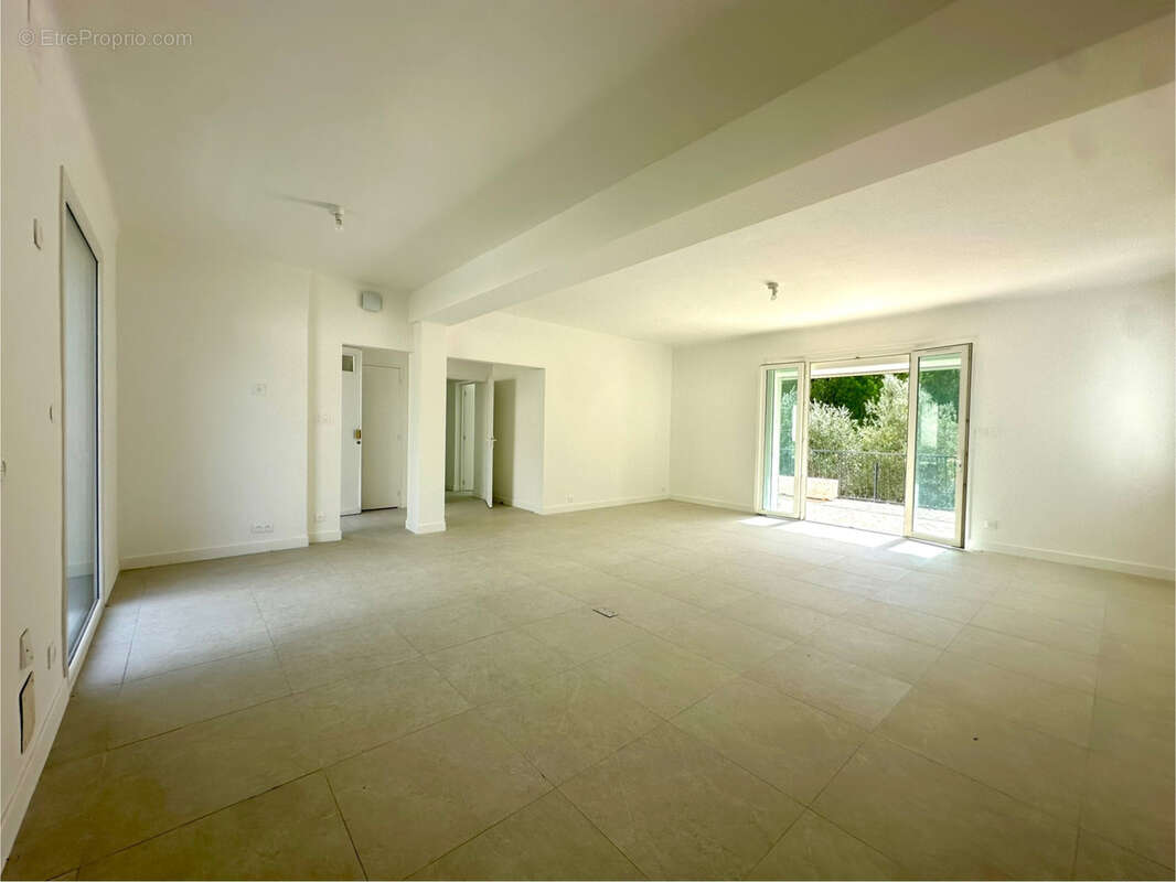 Maison à CARNOUX-EN-PROVENCE