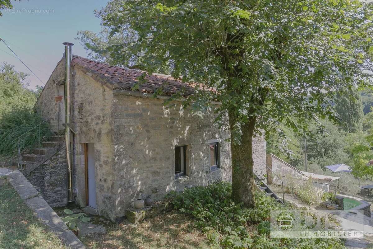 Maison à CAYLUS