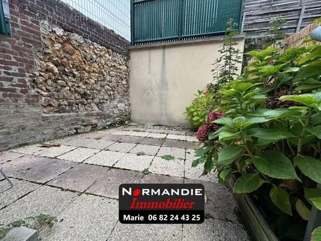 Maison à LILLEBONNE