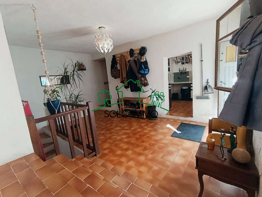 Maison traditionnelle de 145 m2 sur la commune de Juvinas 07600 - photo 6