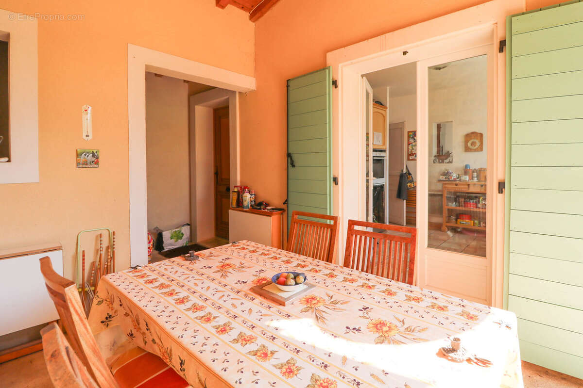 Maison à CASTILLON-DU-GARD