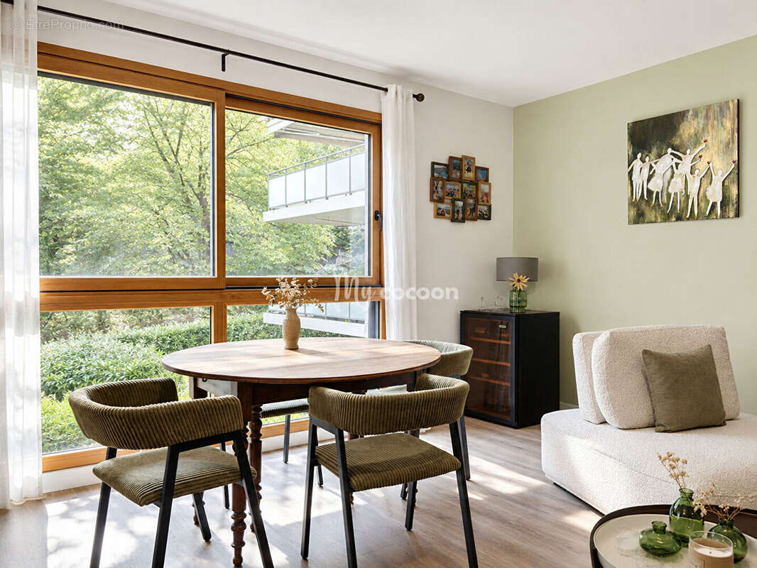 Lyon 5 - T4 - 98 m² - Balcon Piscine Tennis - photo 5