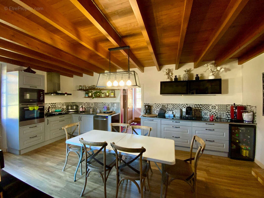 Maison  6 pièce(s) 200 m2 - photo 18