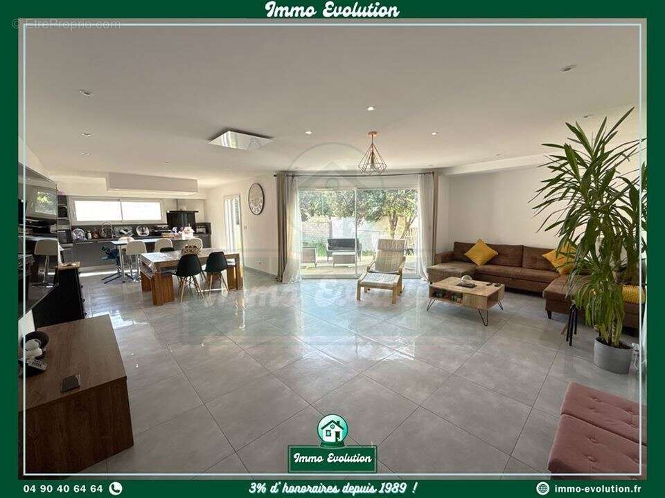 Maison 110 m² à Orange  - photo 2