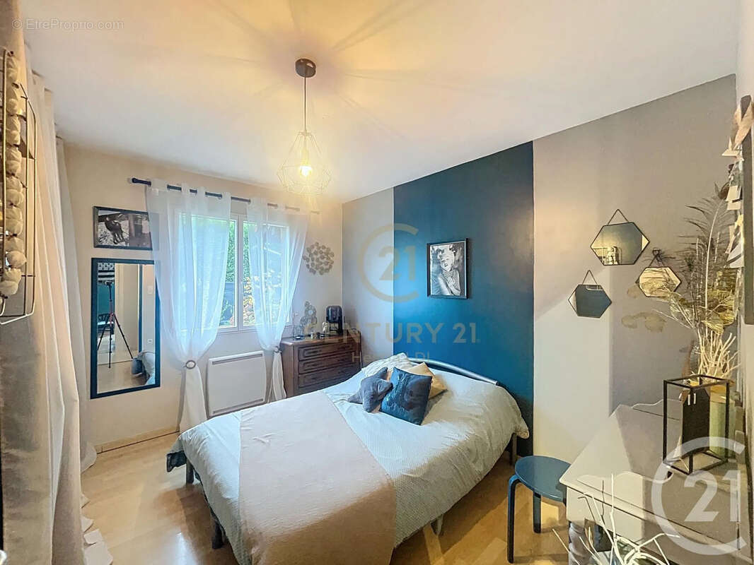 Maison à MOIDIEU-DETOURBE