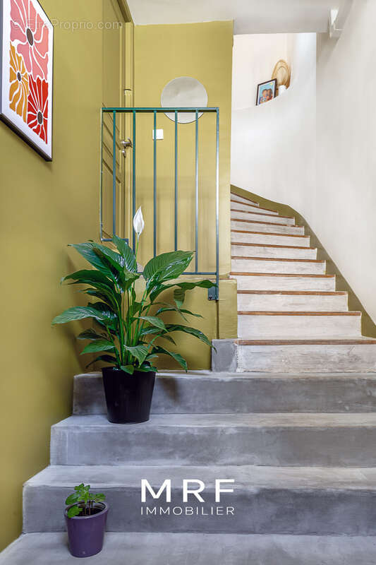 Maison à MARSEILLE-5E