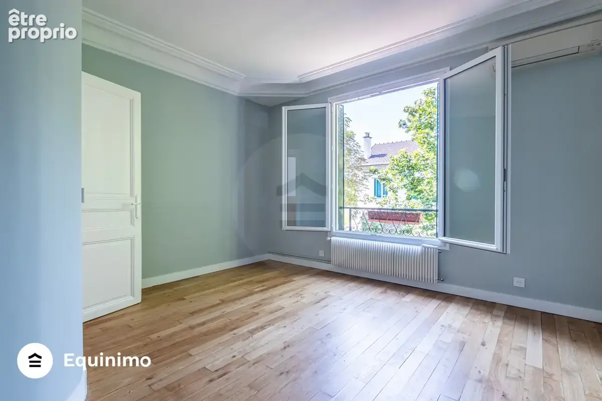 Maison individuelle de 258m2, avec terrasses et jardin, située rue Trouillet Derel - photo 16