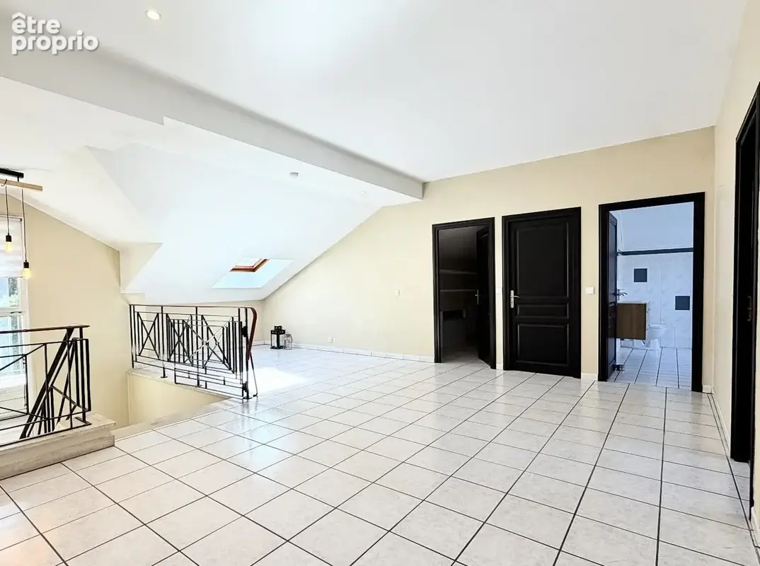 Appartement 159 m² à Ars-Sur-Moselle  - photo 11