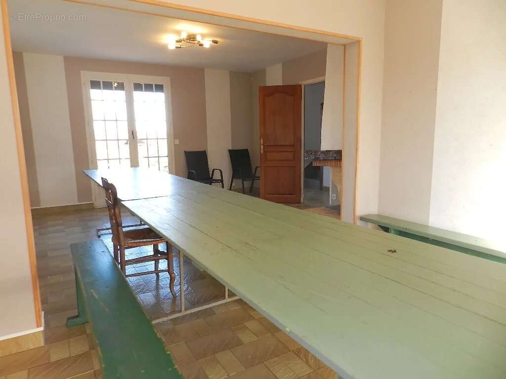 Maison à SAINT-PIERRE-SUR-DIVES