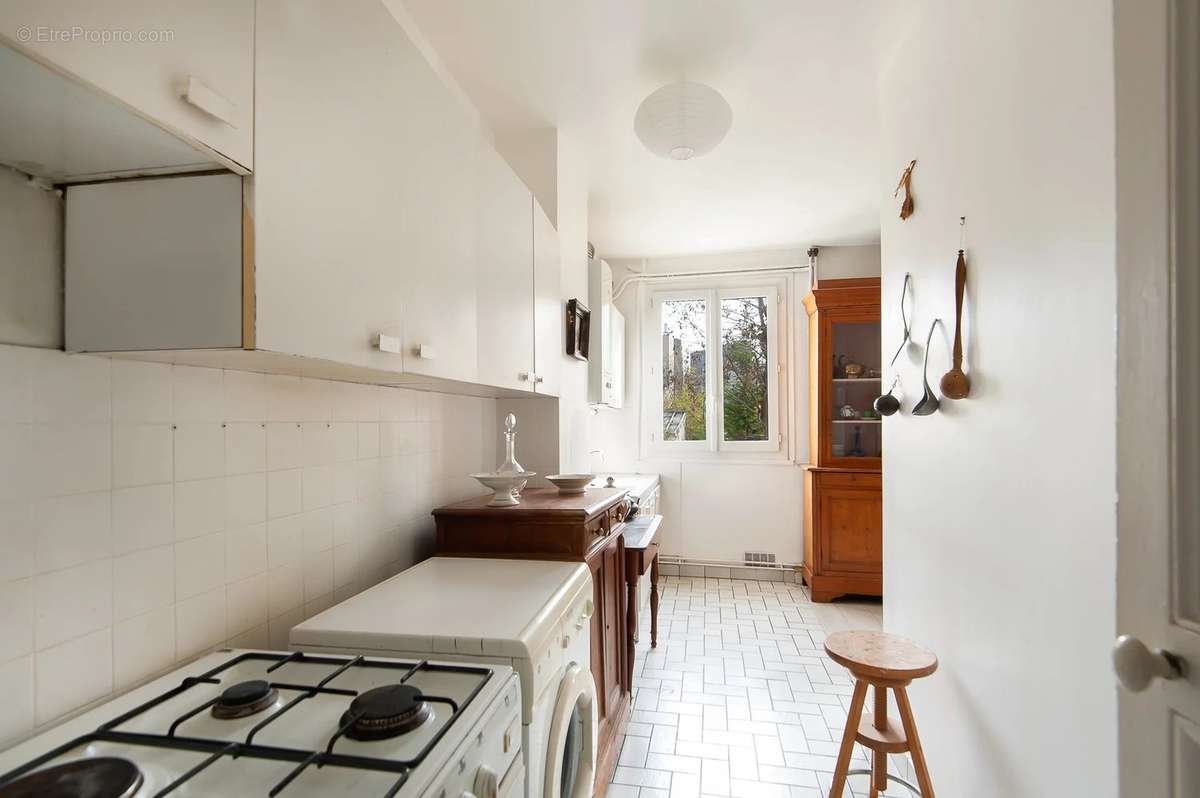 Appartement à PARIS-20E