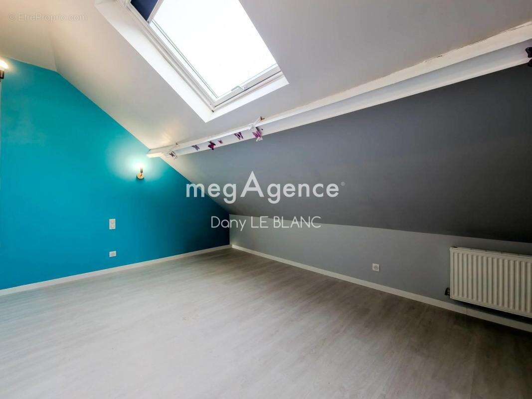 Maison familiale rénovée au cœur de Voves - photo 16