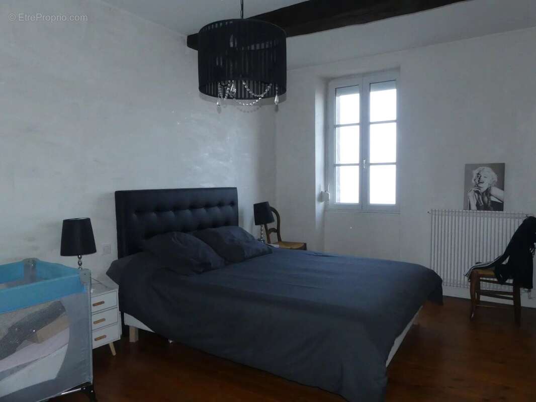 Appartement à MONTCENIS