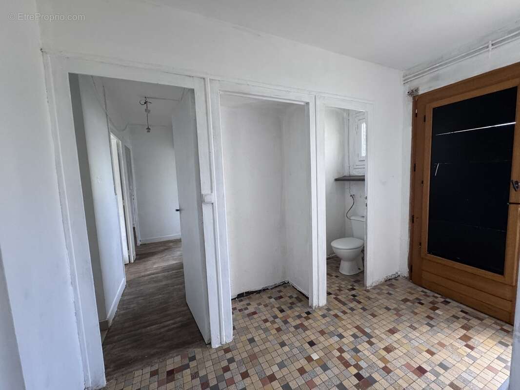 Maison 65 m² à Montguyon  - photo 15