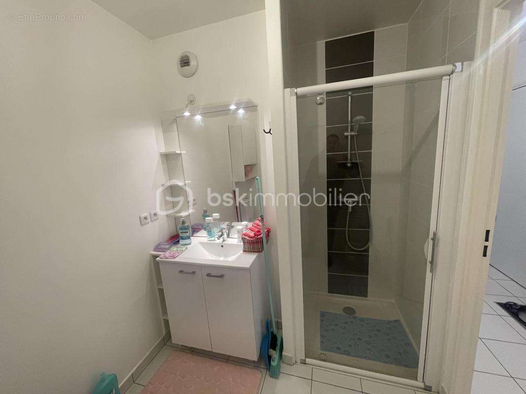 Appartement à MAINVILLIERS