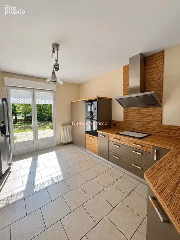 Maison 6 pièces 149 m² à vendre à Chatellerault (86100) - photo 7
