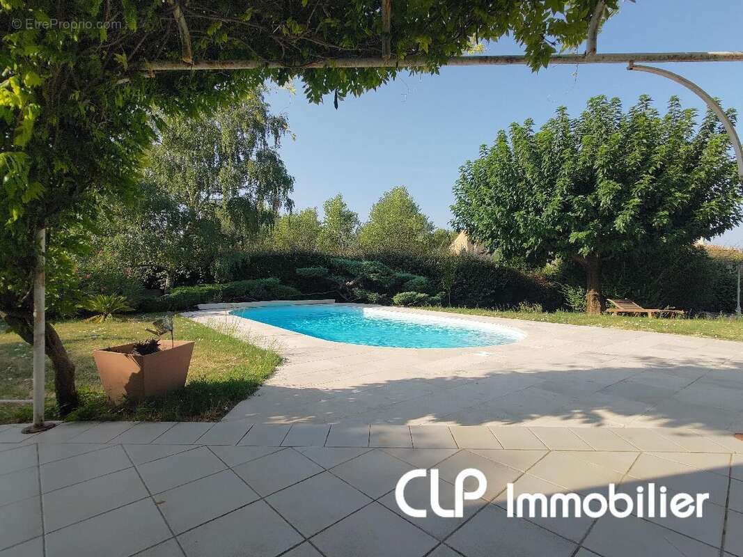 Maison 141 m² à Montelimar  - photo 2