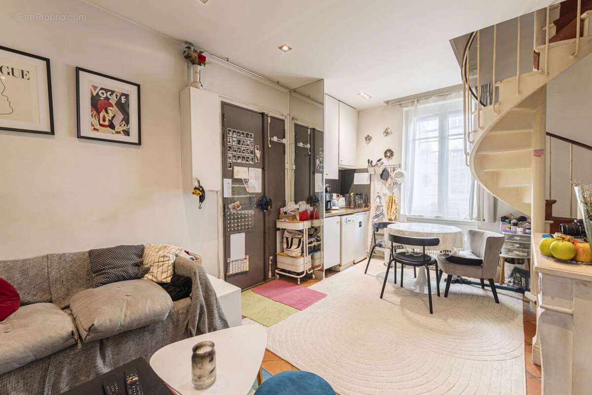 Appartement à PARIS-4E