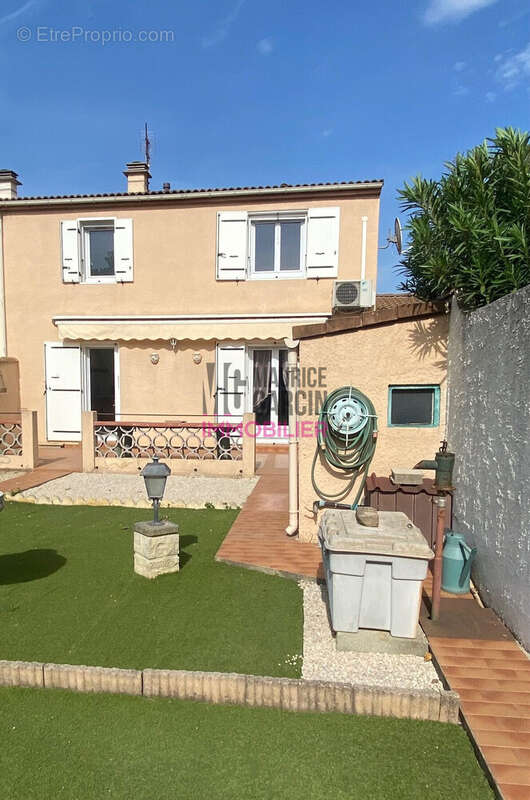 Maison à VEDENE