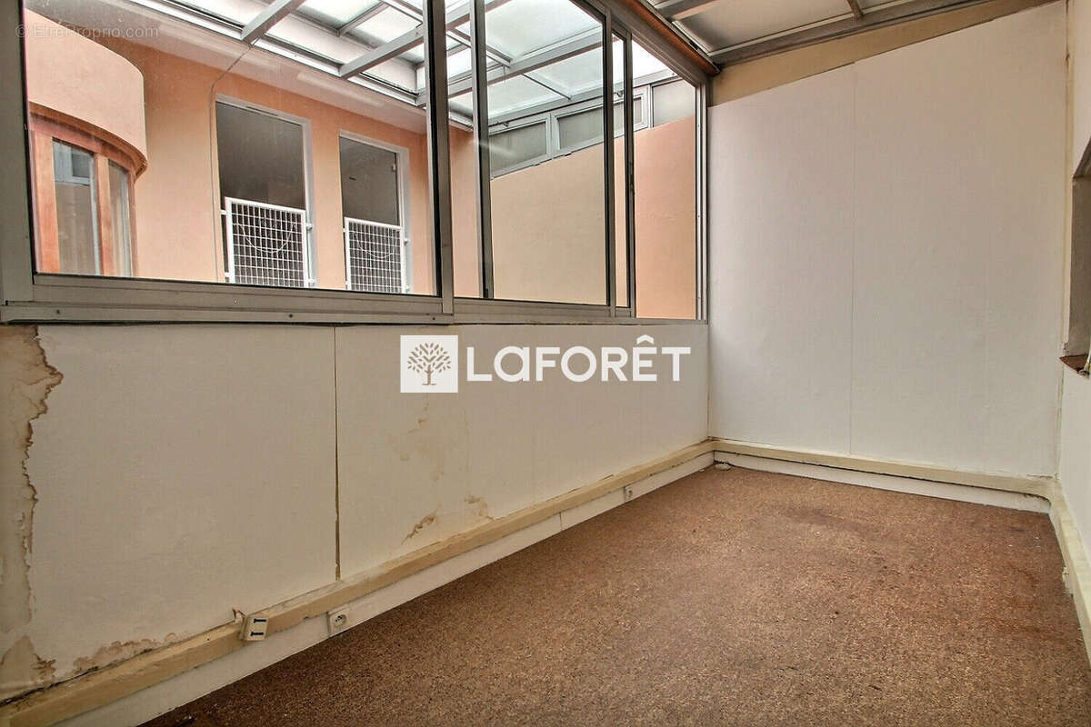 Appartement familial triplex - jardin - stationnement - cave - photo 7
