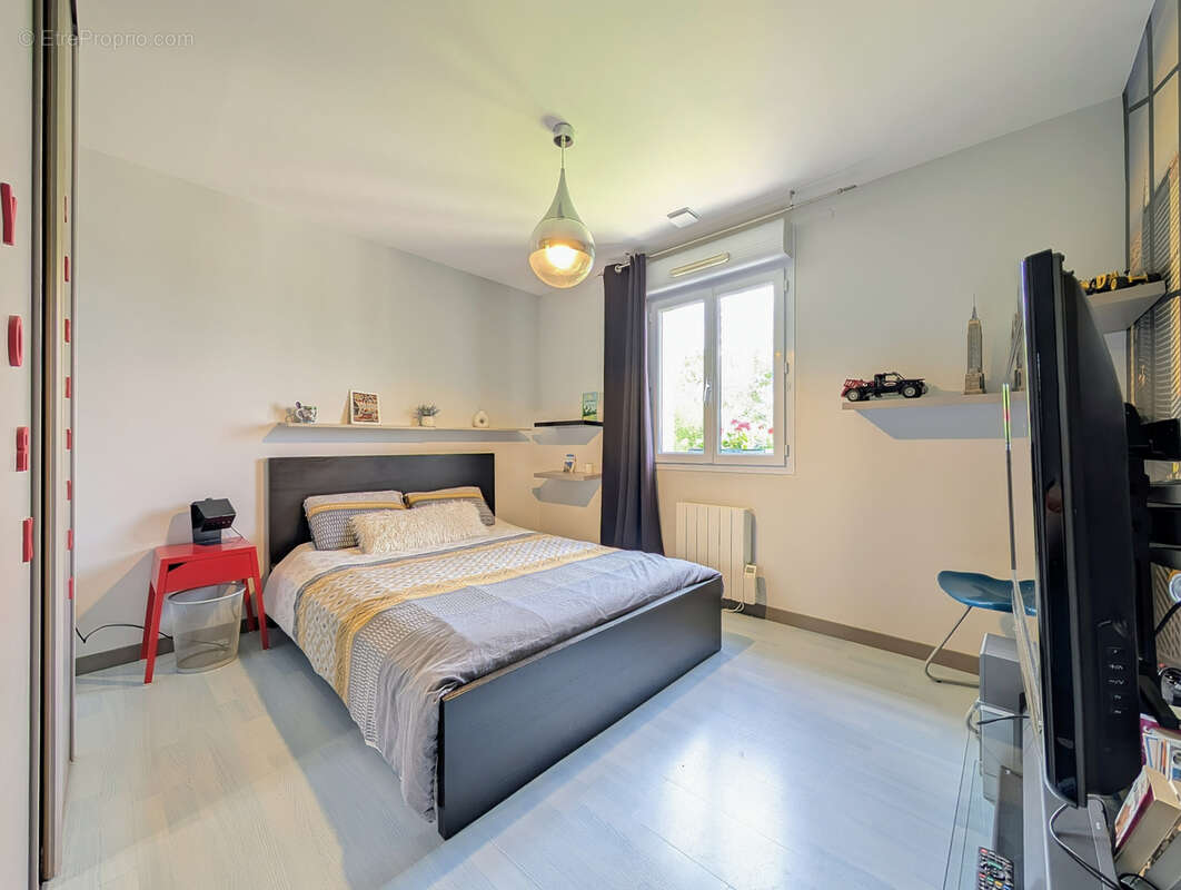Maison à MONTFORT-L'AMAURY
