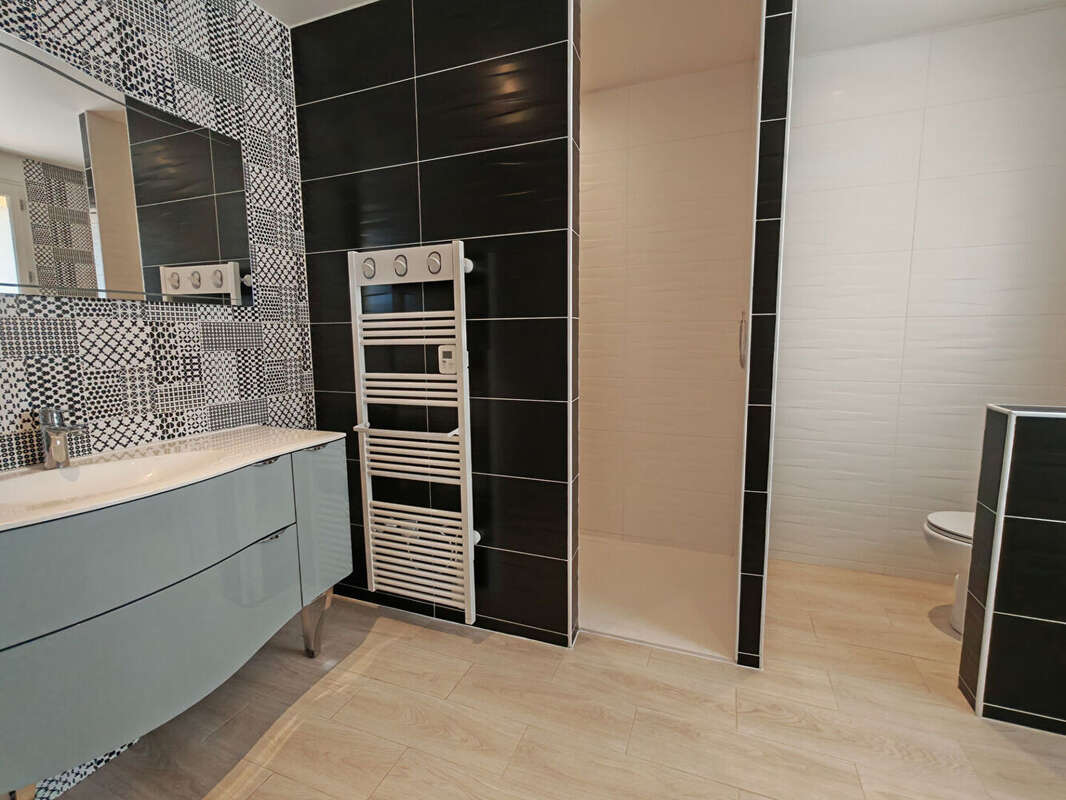 Maison à Bouafle de 150 m2 sur terrain de 535 m2 - photo 7