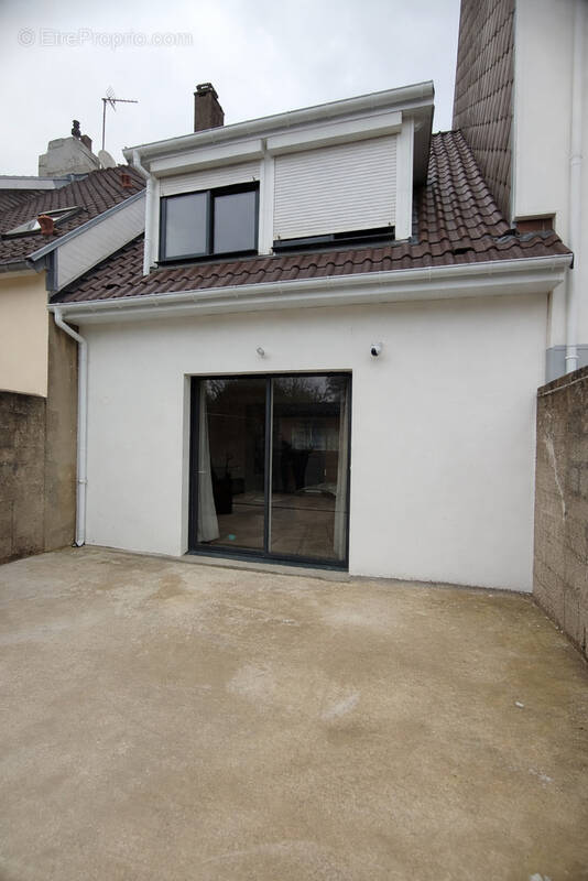 Maison à SAINT-MARTIN-BOULOGNE