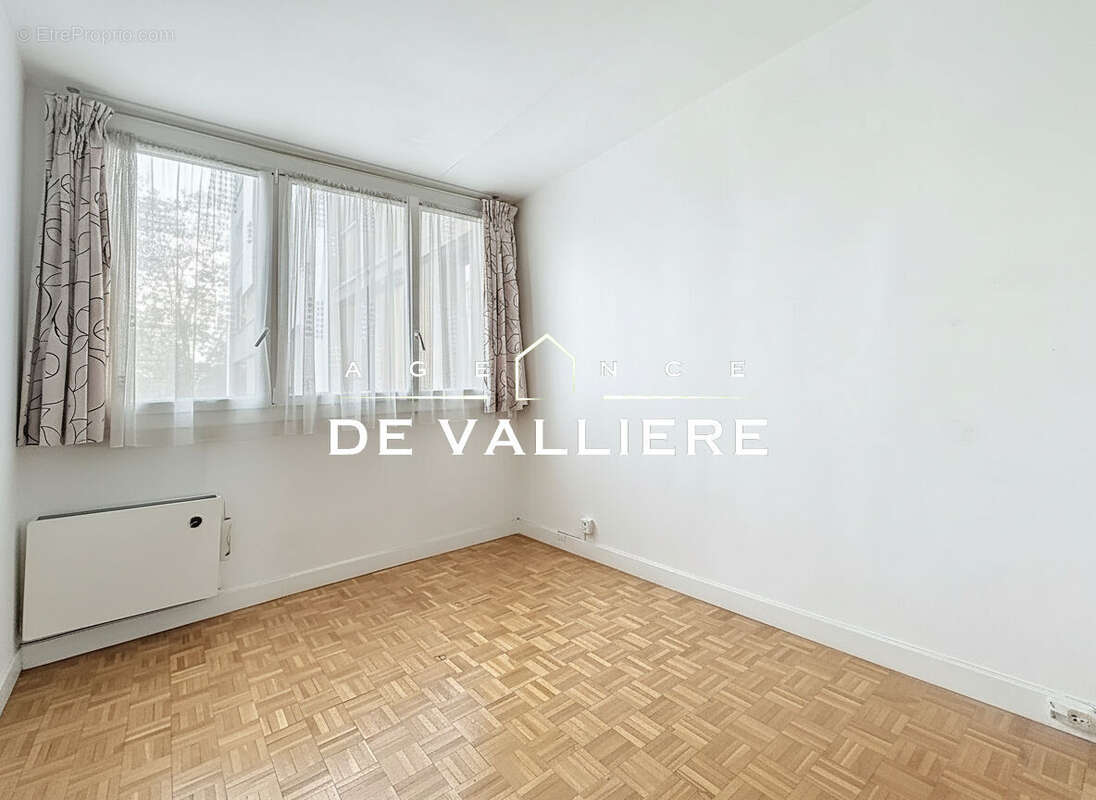 Appartement à NANTERRE