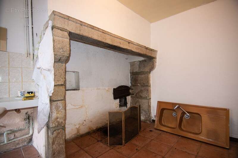 Maison à LA CHAISE-DIEU