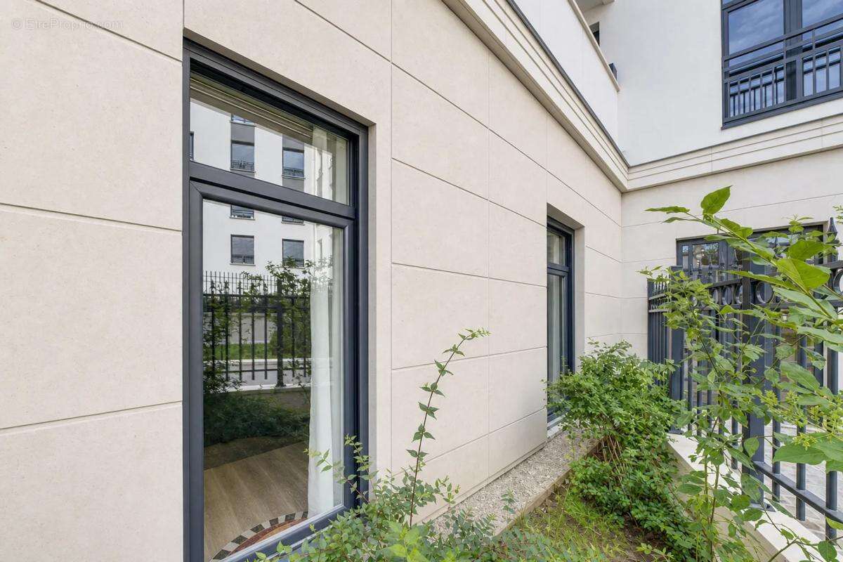 Appartement de 2 pièces de 47 m² à Saint-Ouen-sur-Seine - photo 9