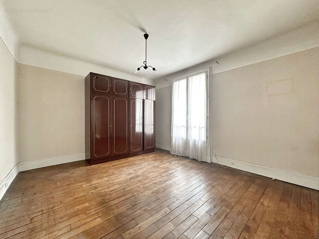 Appartement à CLICHY