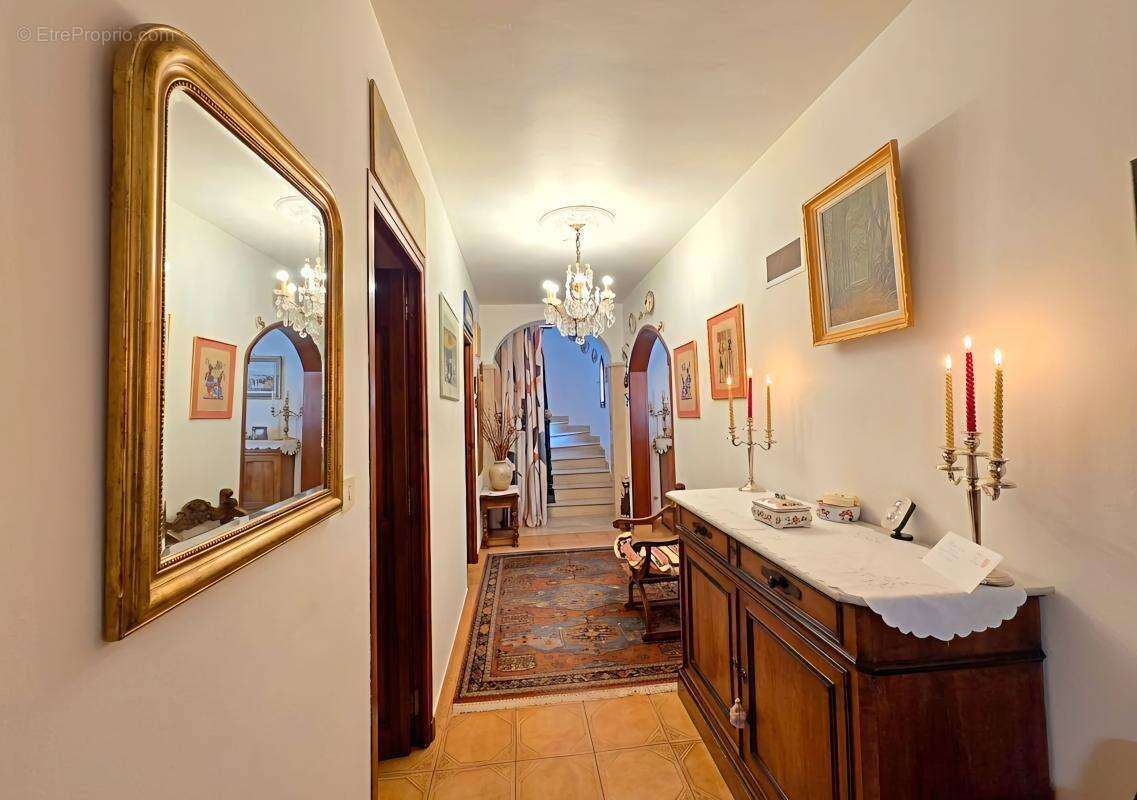 Maison provençale avec jardin et garages à vendre à brignoles - photo 18