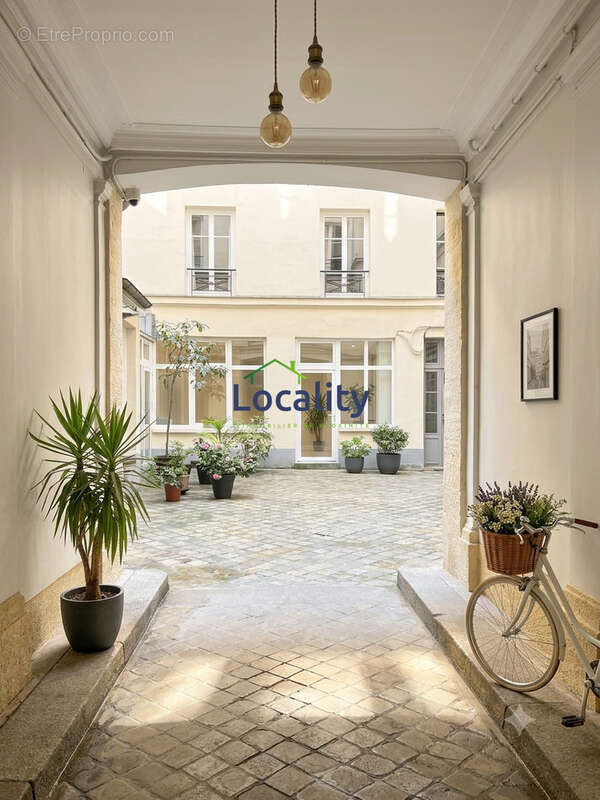 Appartement à PARIS-9E