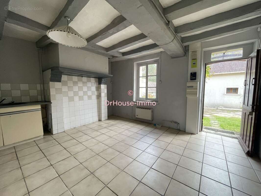 Maison à LION-EN-SULLIAS