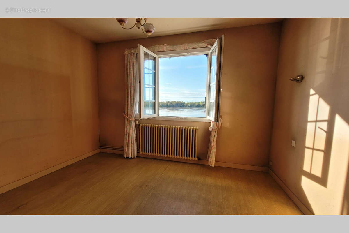 Maison à SAINT-MATHURIN-SUR-LOIRE