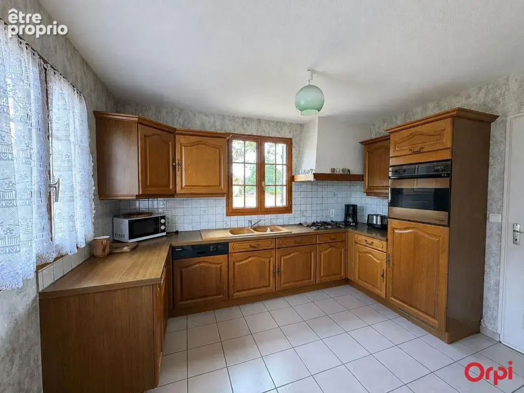 Maison de plain-pied avec prés et vue sur la forêt de Tronçais  - photo 2