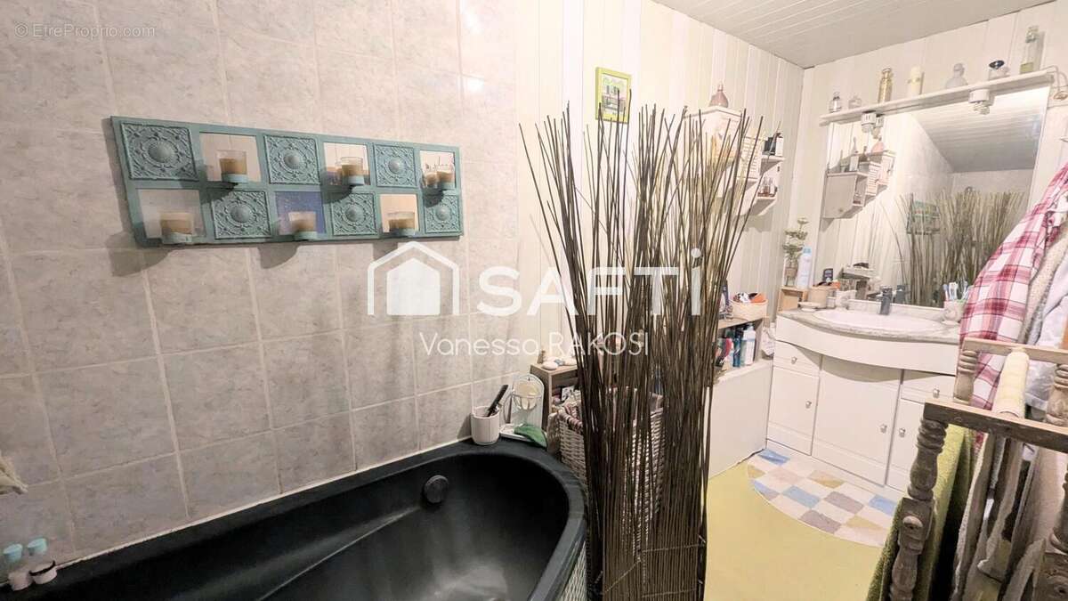 Photo 7 - Maison à SAINT-JEAN-D'ANGELY