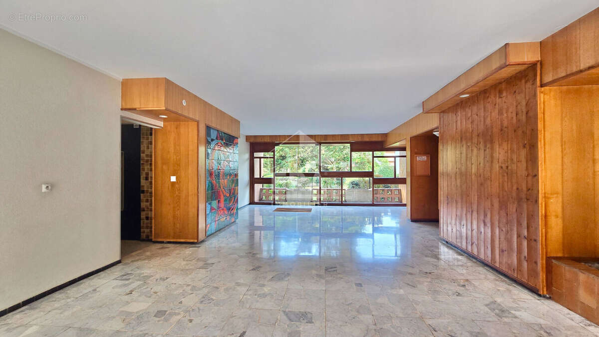 Appartement à THIAIS