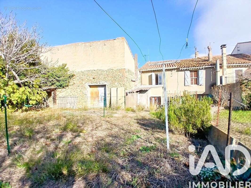 Photo 2 - Maison à AZILLE