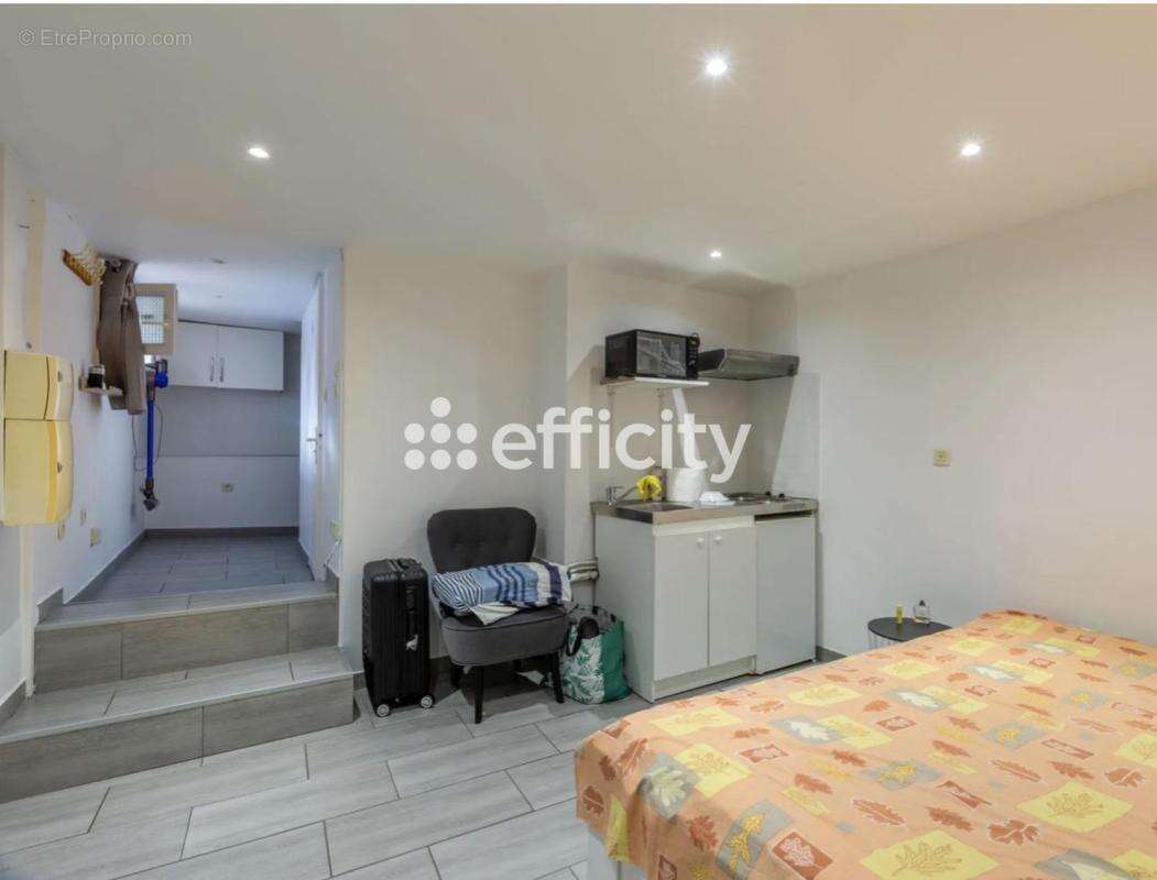 Maison à VAULX-EN-VELIN