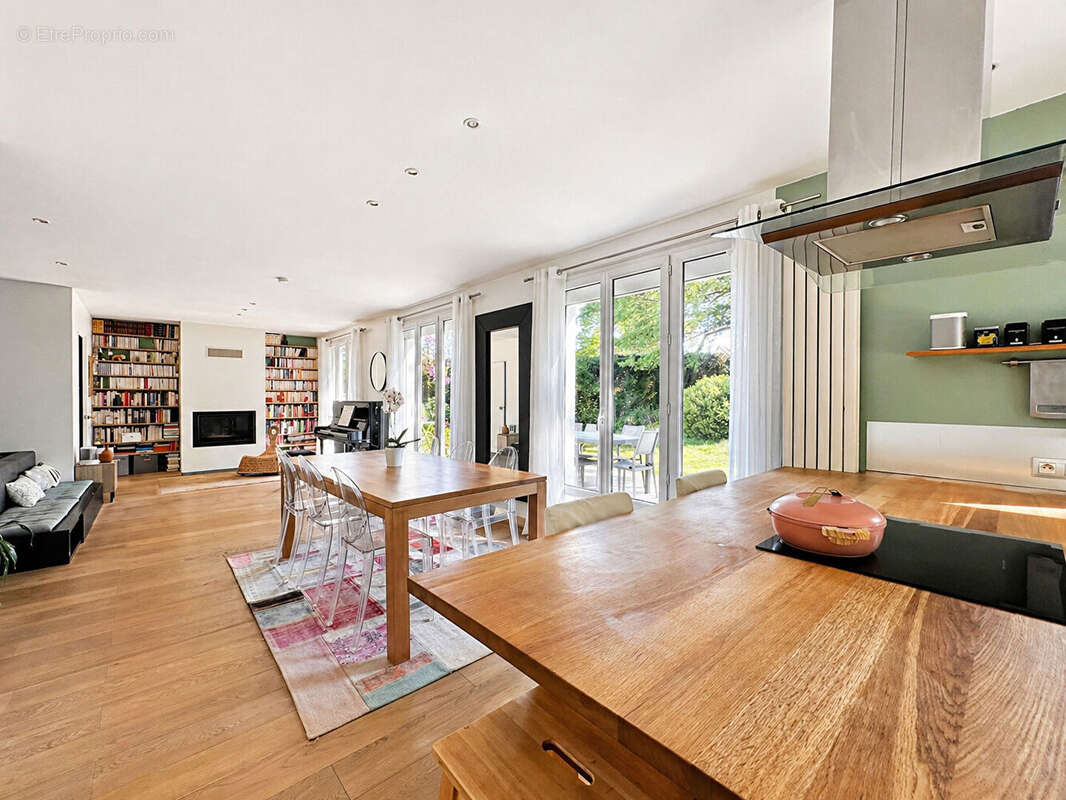 Maison à SANTENY