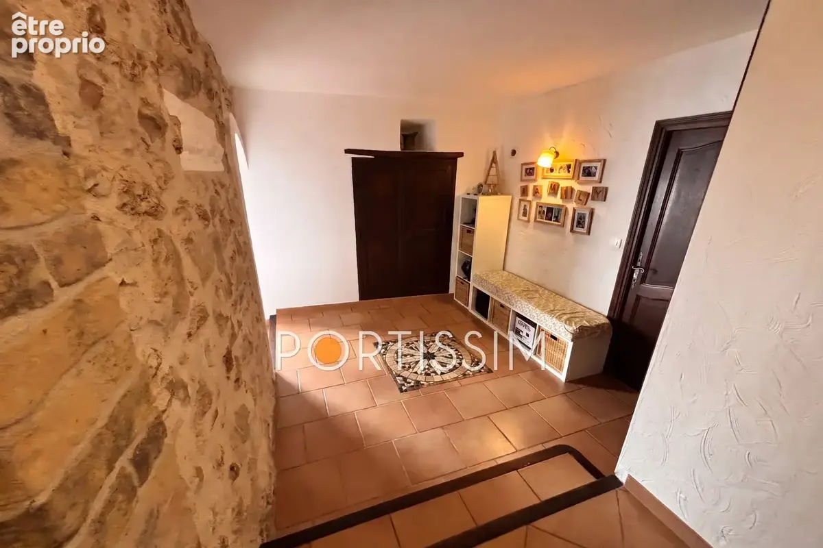 Maison 110 m² à Saint-Jeannet  - photo 7
